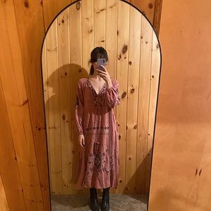 Peasant dress from Zara with beautiful embellishments and embroidery size small